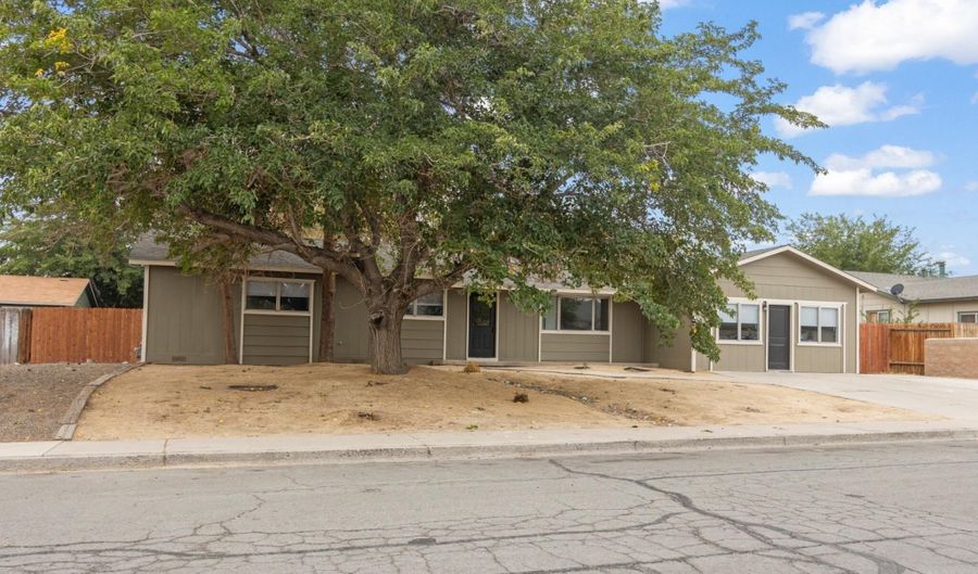 859 B St, Fernley, NV 89408 - 3 Beds, 2 Bath