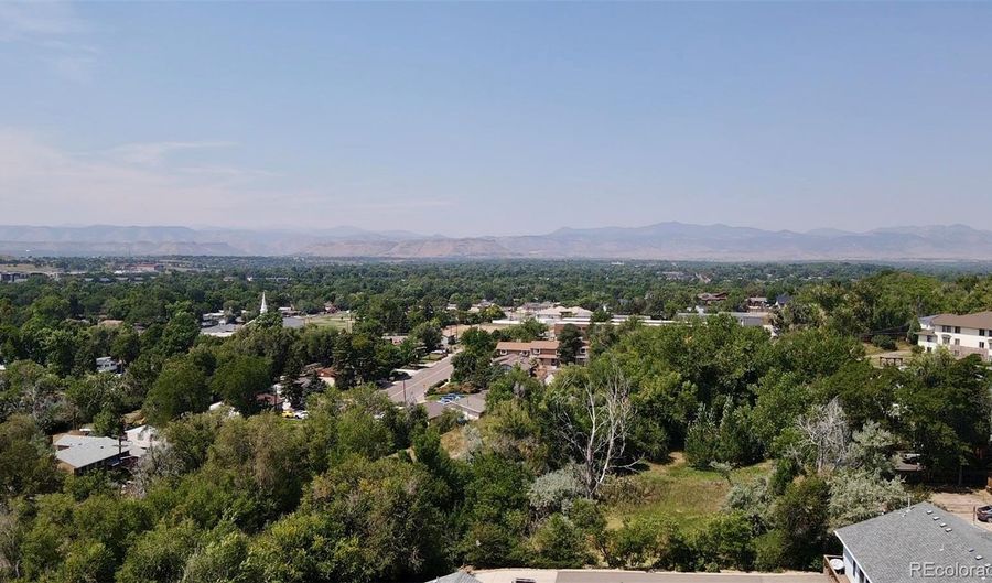 6250 Everett Ct E, Arvada, CO 80004 - 2 Beds, 3 Bath