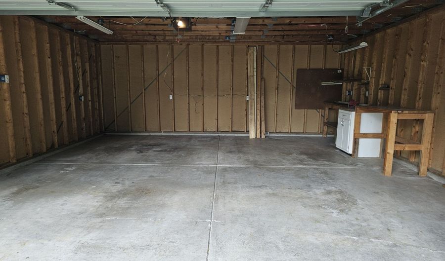 47 Habig Rd, Indianapolis, IN 46217 - 4 Beds, 2 Bath