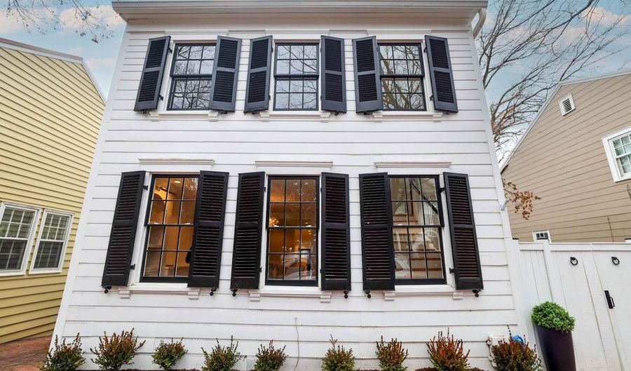 3418 RESERVOIR Rd NW, Washington, DC 20007 - 4 Beds, 4 Bath