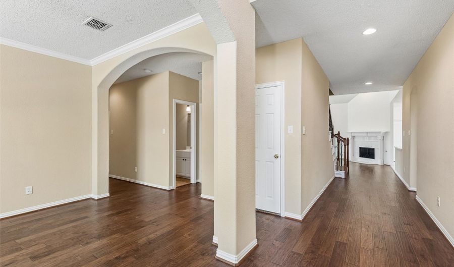 1926 Edgehill Dr, Allen, TX 75013 - 5 Beds, 4 Bath