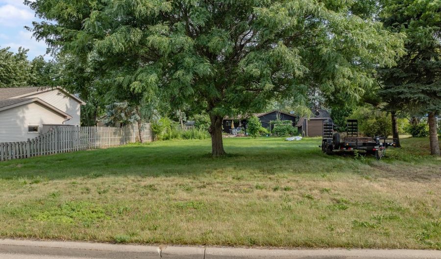 2130 W JONATHON Dr, Appleton, WI 54914 - 0 Beds, 0 Bath