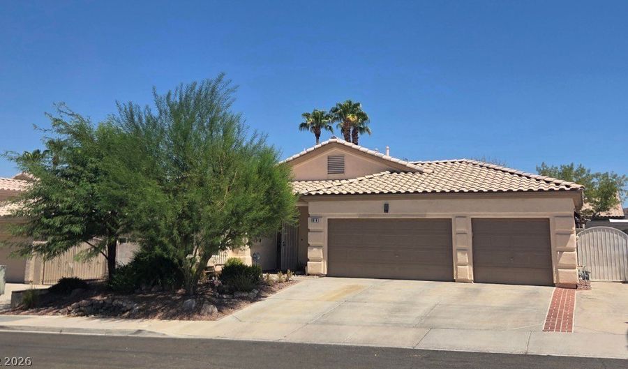 1018 Cutter St, Henderson, NV 89011 - 3 Beds, 2 Bath
