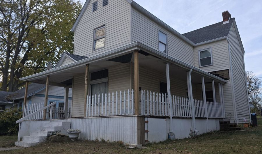 306 E Monroe St, Alexandria, IN 46001 - 3 Beds, 2 Bath