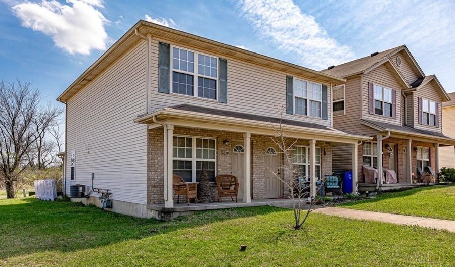 511 Washington Blvd, Hamilton, OH 45013 - 2 Beds, 2 Bath