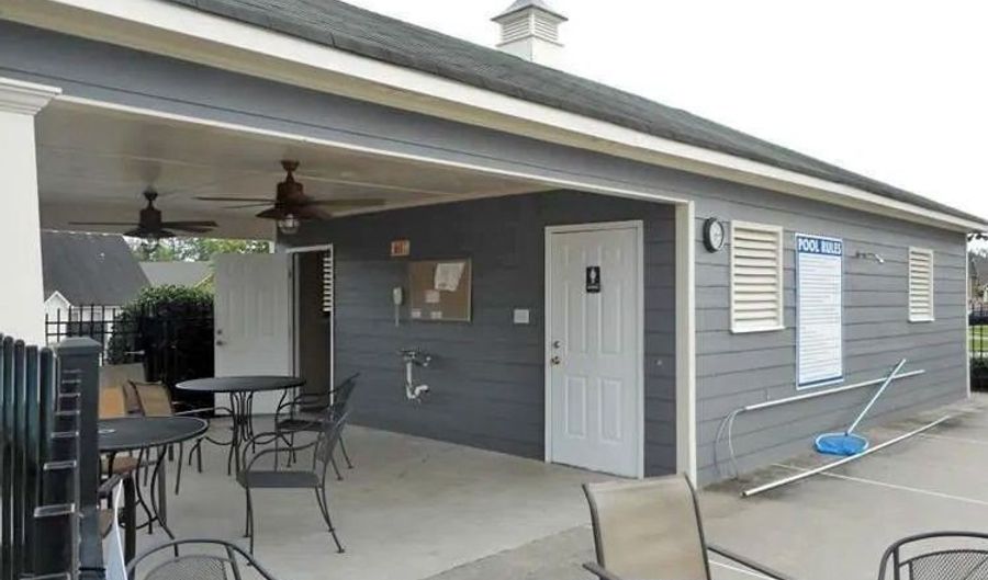 16 Colt Ct, Adairsville, GA 30103 - 4 Beds, 3 Bath