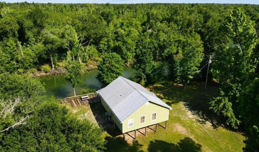 14138 Bumpy Hill Rd, Altha, FL 32421 - 2 Beds, 2 Bath