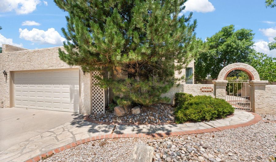 9555 BENT Rd NE, Albuquerque, NM 87109 - 3 Beds, 3 Bath