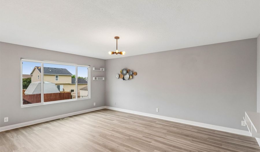 4704 NE Hayes Dr, Ankeny, IA 50021 - 4 Beds, 3 Bath