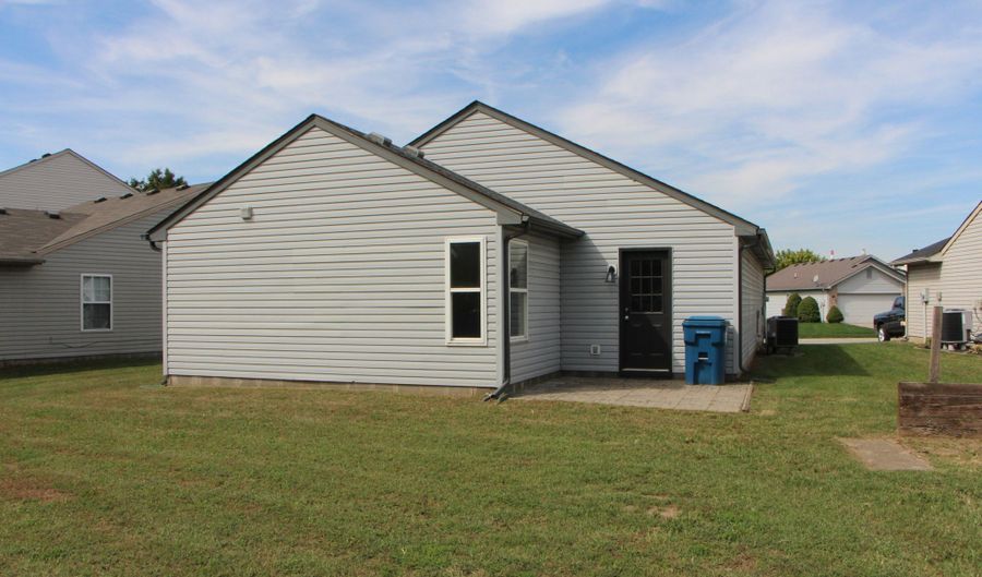 5409 Bluff View Dr, Indianapolis, IN 46217 - 3 Beds, 2 Bath