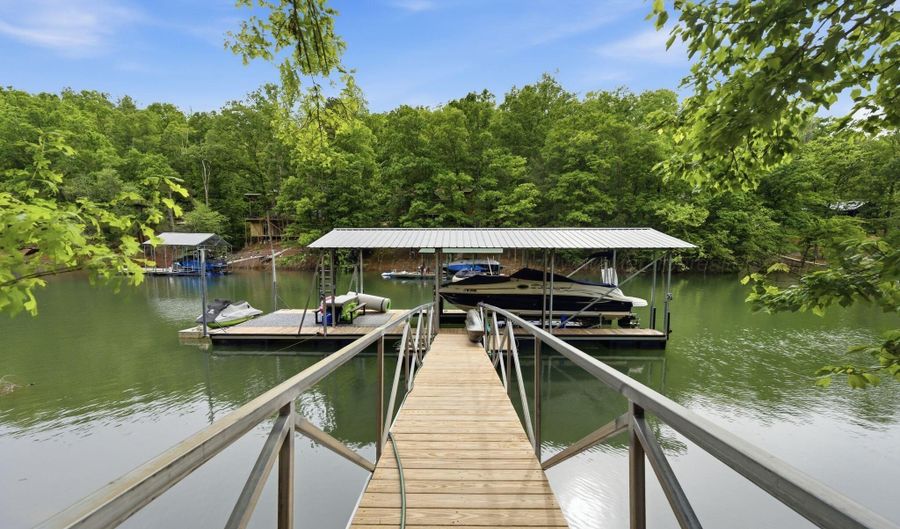 1067 LEGENDARY Pkwy, Arley, AL 35541 - 5 Beds, 4 Bath