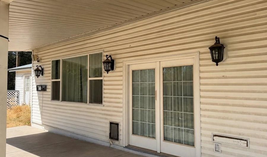87 N Stout Ave, Blackfoot, ID 83221 - 7 Beds, 4 Bath