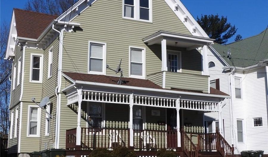 34 Williams St, New London, CT 06320 - 3 Beds, 1 Bath