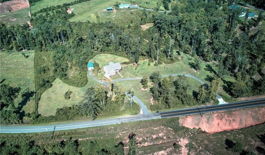 3931 Upper Bethany Rd, Ball Ground, GA 30107 - 4 Beds, 3 Bath