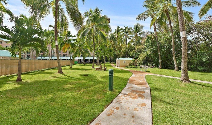 1080 Ala Napunani Street 403, Honolulu, HI 96818 - 2 Beds, 2 Bath