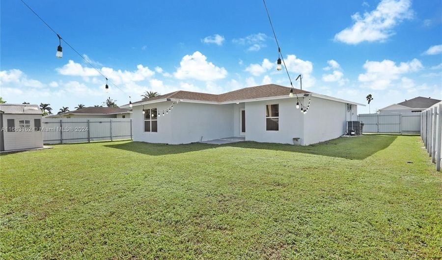 155 Dabou Loop, Belle Glade, FL 33430 - 3 Beds, 3 Bath