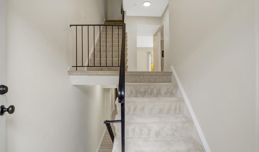 4112 CENTURY Ct, Alexandria, VA 22312 - 3 Beds, 4 Bath