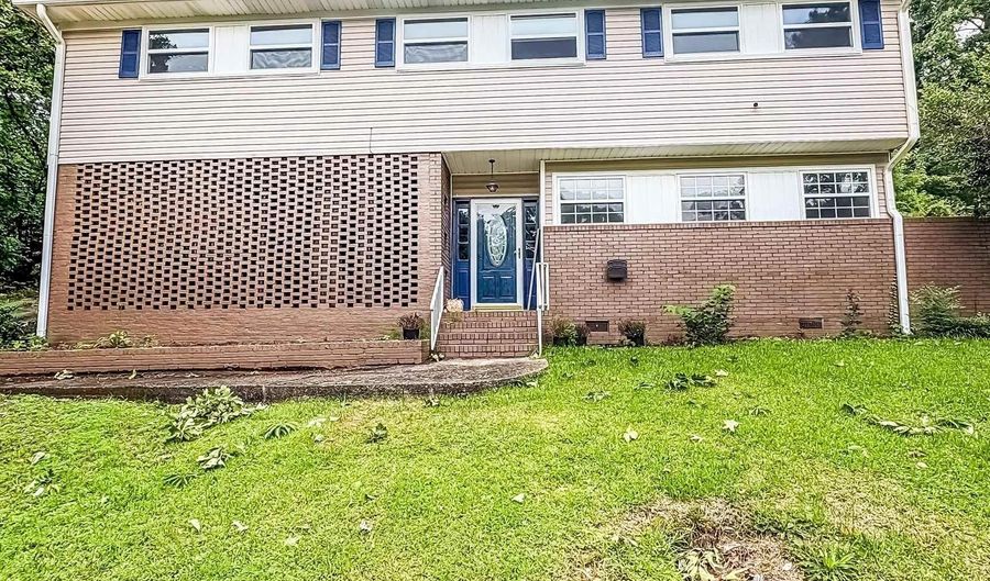 1413 ELIZABETH St, Anniston, AL 36207 - 4 Beds, 3 Bath