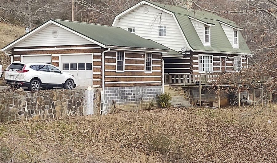 565 Hickory Hill Dr, Bean Station, TN 37708 - 4 Beds, 2 Bath