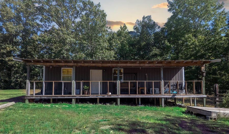 18180 Us 160, Alton, MO 65606 - 3 Beds, 2 Bath