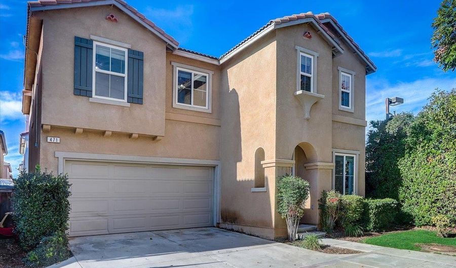 471 Whitby Gln, Escondido, CA 92027 - 4 Beds, 3 Bath