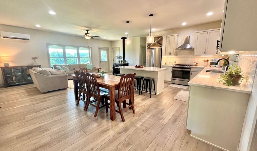 Rr 7 Box 7373a, Ava, MO 65608 - 3 Beds, 2 Bath