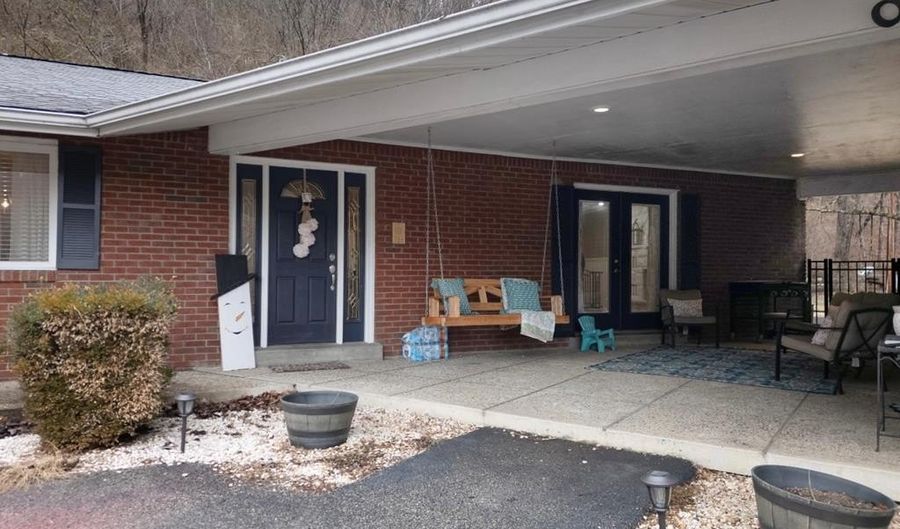 106 Nags Head Rd, Avawam, KY 41713 - 4 Beds, 3 Bath