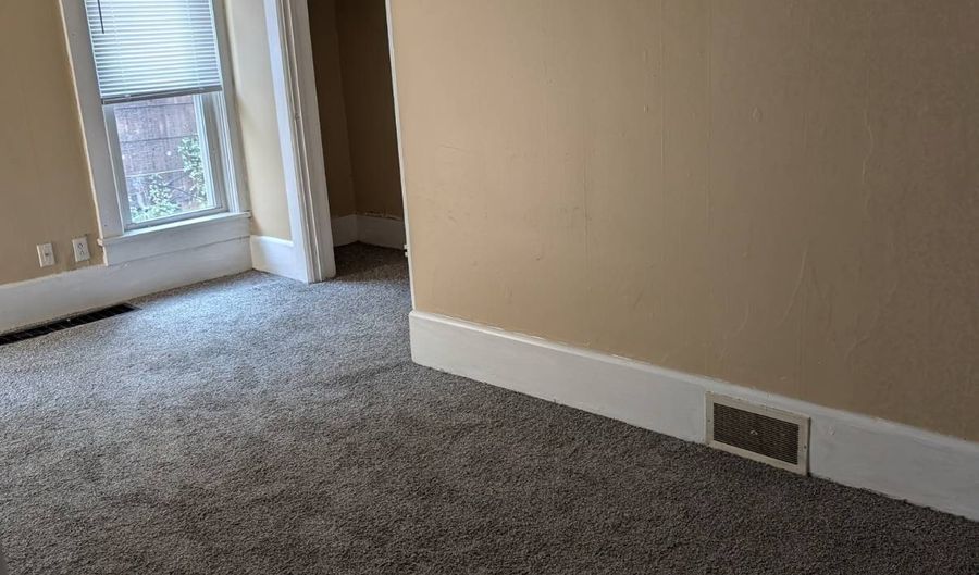 1508 S Linden Ave, Alliance, OH 44601 - 2 Beds, 1 Bath