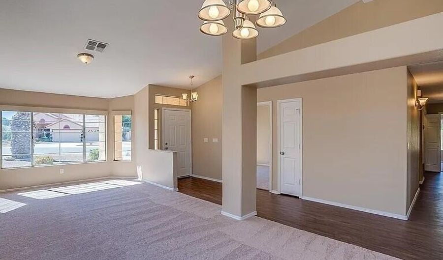 1374 E Boston St, Chandler, AZ 85225 - 3 Beds, 2 Bath