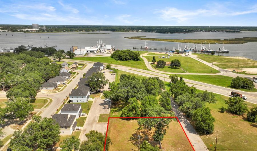 427 Heidenheim Ave, Biloxi, MS 39530 - 0 Beds, 0 Bath