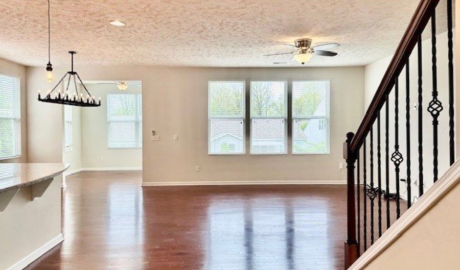 522 Heritage Woods Dr, Akron, OH 44321 - 3 Beds, 3 Bath