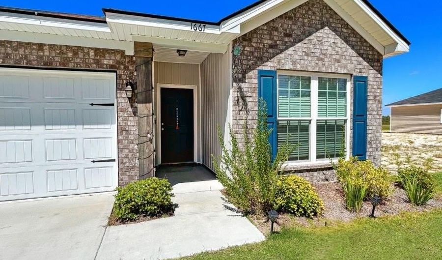 1667 Arnold Dr SE, Allenhurst, GA 31301 - 3 Beds, 2 Bath