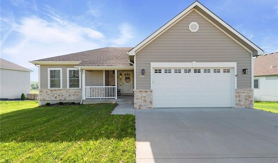 1506 Arbor Ln, Atchison, KS 66002 - 4 Beds, 2 Bath