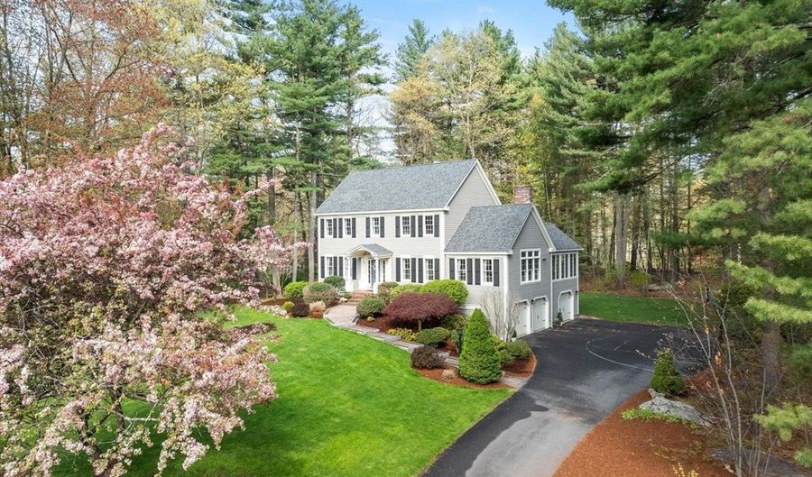 25 Whitney Ln, Boxborough, MA 01719 - 4 Beds, 3 Bath