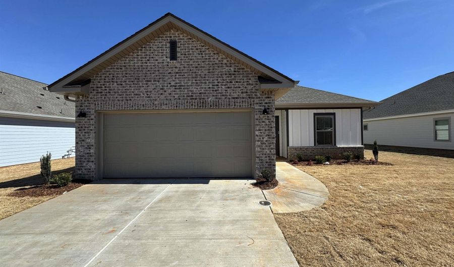 12316 Bartow Ln, Athens, AL 35613 - 3 Beds, 2 Bath