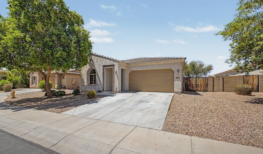 19962 W LINCOLN St, Buckeye, AZ 85326 - 4 Beds, 3 Bath