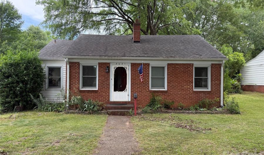5021 Elder Ave, Charlotte, NC 28205 - 2 Beds, 1 Bath