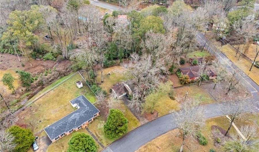 129 CARTER St, Auburn, AL 36830 - 4 Beds, 3 Bath