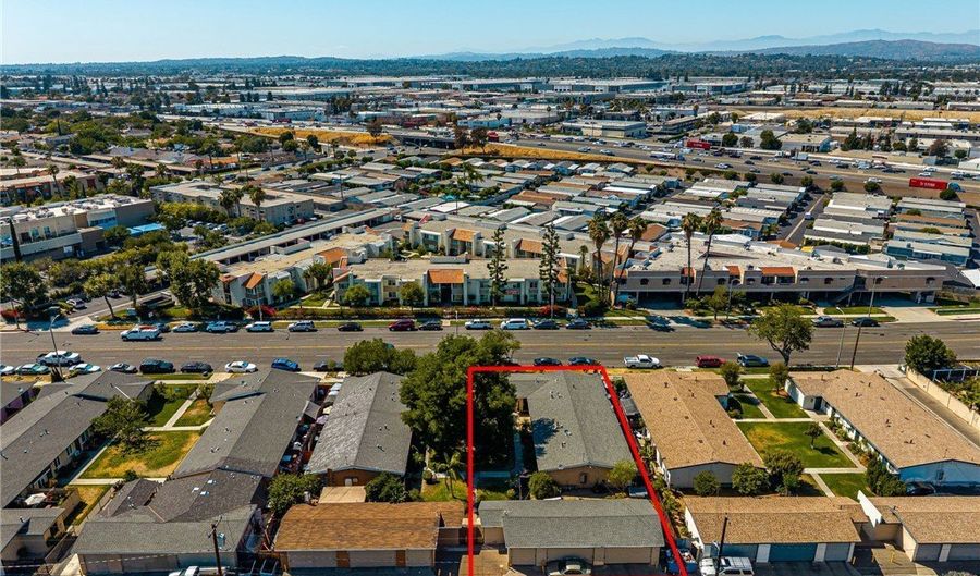 1256 N Placentia, Anaheim, CA 92806 - 5 Beds, 4 Bath