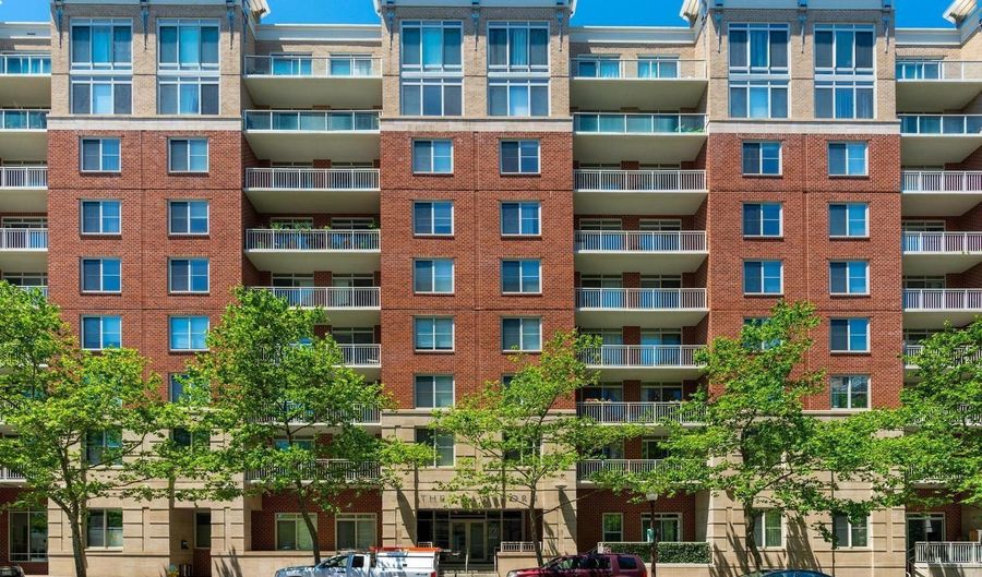 820 N POLLARD St 511, Arlington, VA 22203 - 2 Beds, 2 Bath