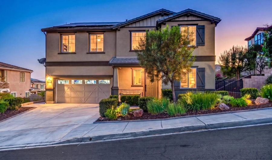 2077 Del Rincon Pl, Escondido, CA 92026 - 5 Beds, 4 Bath