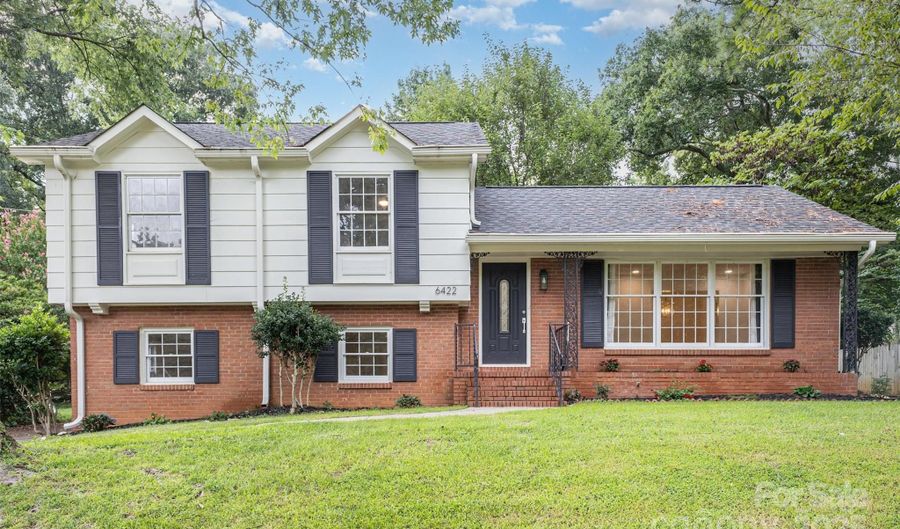 6422 Idlebrook Dr, Charlotte, NC 28212 - 4 Beds, 3 Bath
