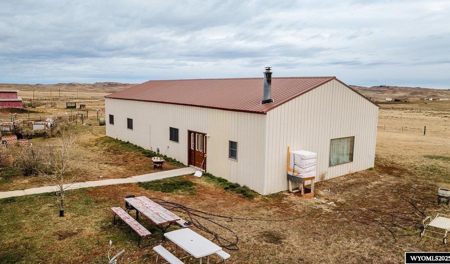150 Red Hills Rd, Buffalo, WY 82834 - 4 Beds, 1 Bath