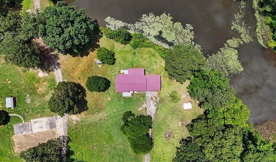 4487 Joe Frank Harris Pkwy NW, Adairsville, GA 30103 - 3 Beds, 3 Bath