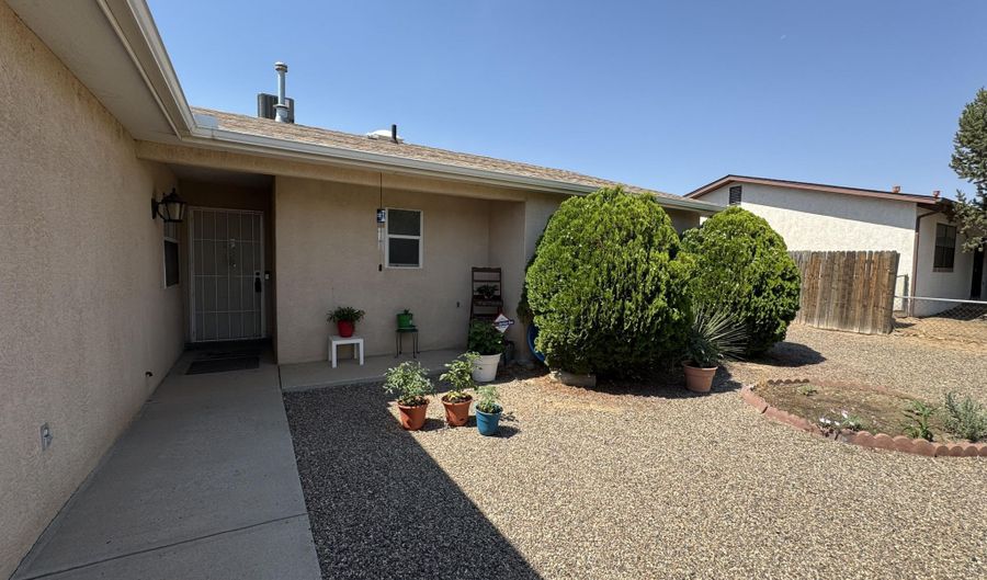 1637 JOAN St, Belen, NM 87002 - 3 Beds, 2 Bath