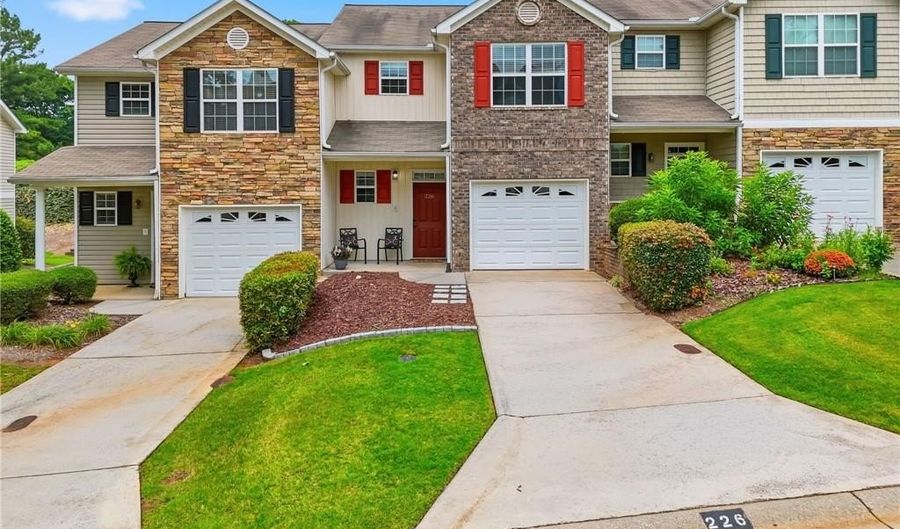 226 Derby Ct, Acworth, GA 30102 - 3 Beds, 3 Bath