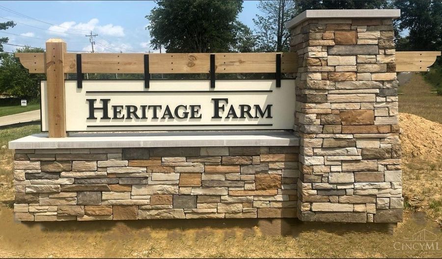 3679 Heritage Farm Ln, Batavia, OH 45103 - 4 Beds, 3 Bath