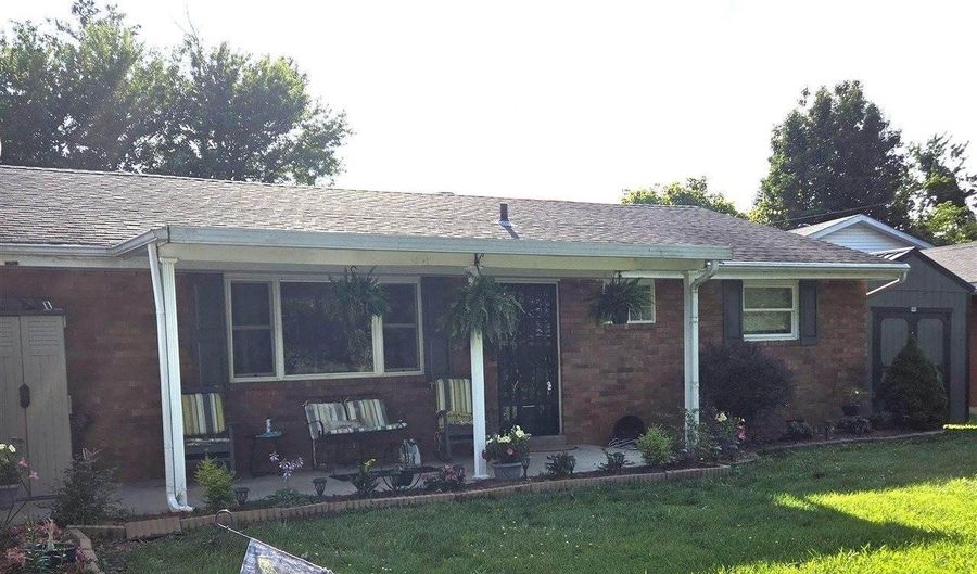 5421 Bybee Ave, Ashland, KY 41102 - 3 Beds, 2 Bath