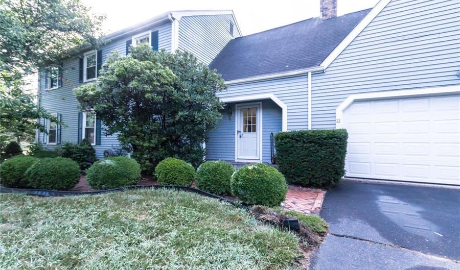 23 Heritage Ln, East Hartford, CT 06118 - 4 Beds, 4 Bath