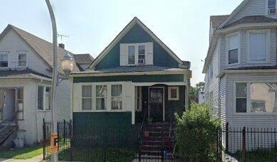 1132 N Waller Ave, Chicago, IL 60651 - 2 Beds, 1 Bath